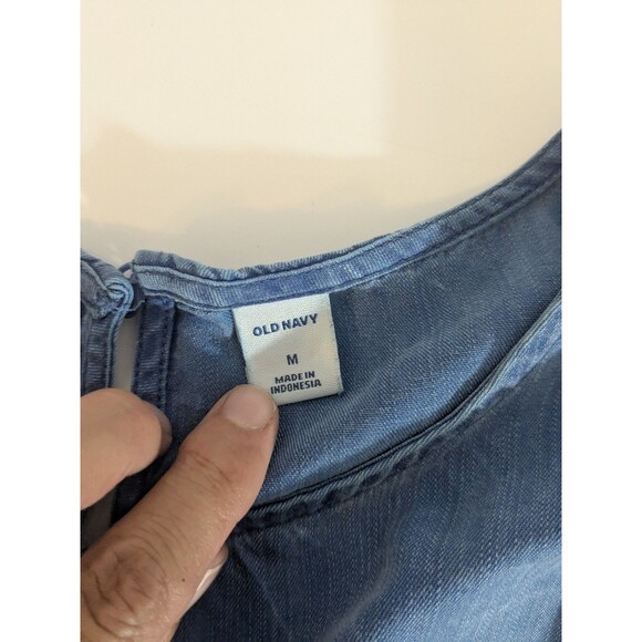 OLD NAVY Womens Crop Blue Chambray Flutter Sleeves Jumper Jumpsuit Romper Sz M - Picture 4 of 6